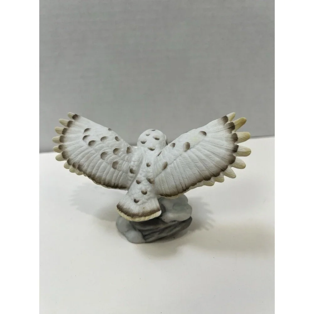 Vintage Little Snowy White Owl Bird Spread Wings Porcelain Figurine 5